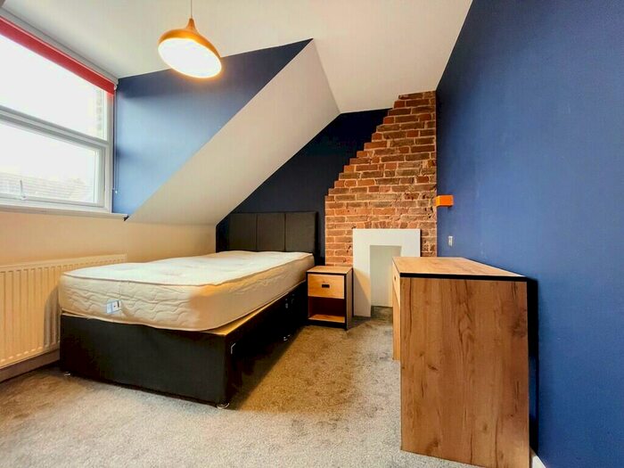 1 Bedroom Terraced House To Rent In Bayford Road, Littlehampton, BN17