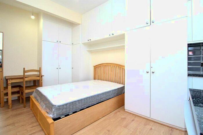 Studio To Rent In Sydney Road, Turnpike Lane, N8