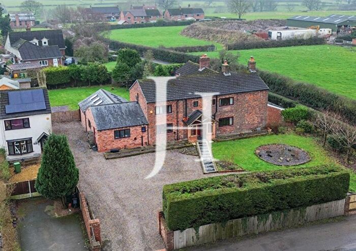 4 Bedroom House For Sale In Holmes Chapel Road, Sproston, Crewe, Cheshire, CW4