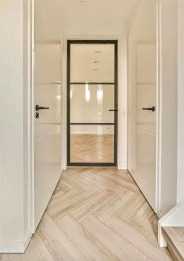 2 Bedroom Apartment For Sale In Salford Property Investment Opportunity, M5