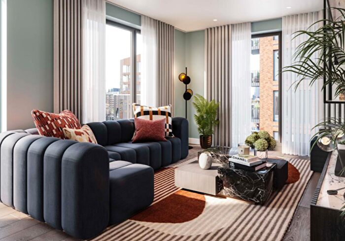 2 Bedroom Apartment For Sale In Belmont Row, Birmingham, B4