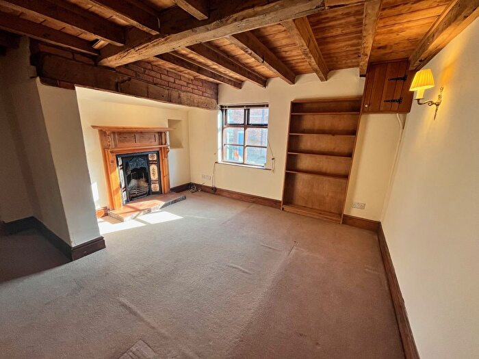 5 Bedroom Cottage To Rent In Uttoxeter Road, Rugeley, WS15