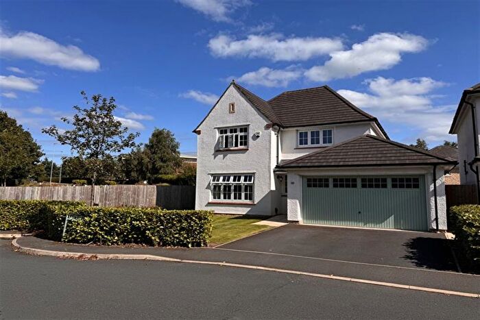 4 Bedroom Detached House To Rent In Tatton Place, Macclesfield, SK10