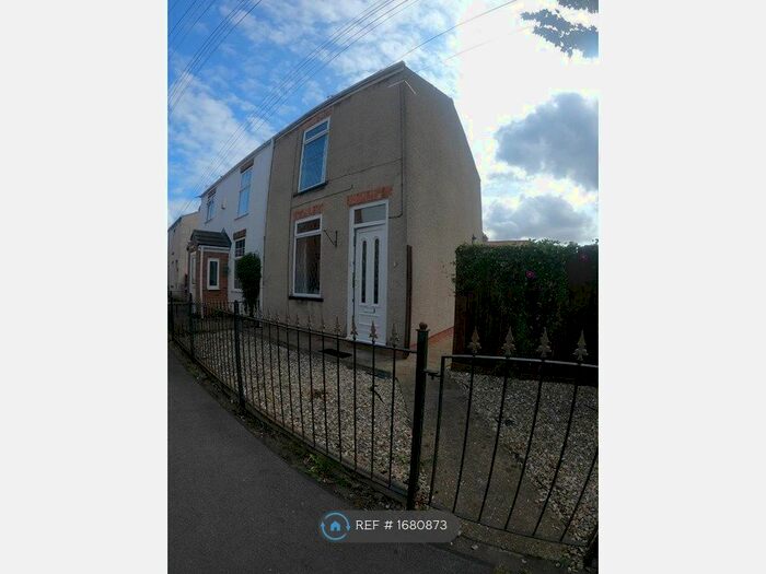 2 Bedroom Semi-Detached House To Rent In Ditmas Avenue, Anlaby Common, Hull, HU4