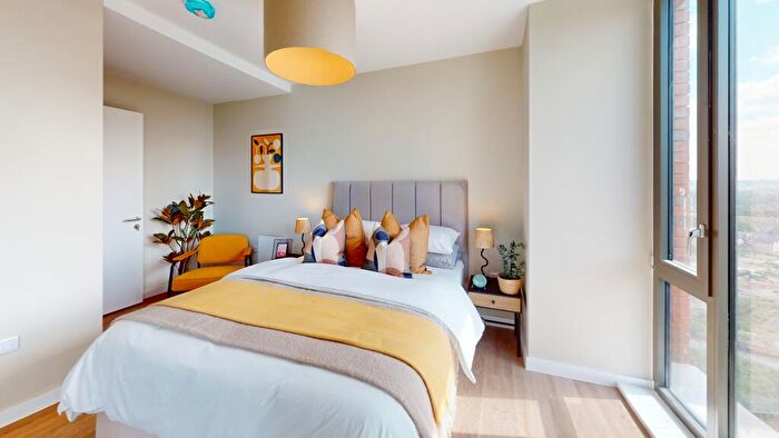 2 Bedroom Apartment To Rent In Bromsgrove Street, Birmingham, B5