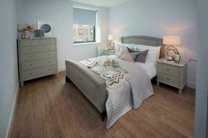 3 Bedroom Apartment To Rent In Cotton Field Wharf, New Union Street, Manchester, Greater Manchester, M4