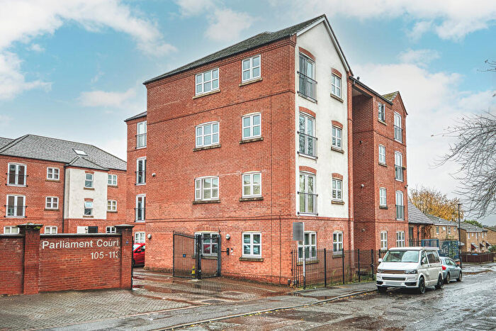2 Bedroom Flat For Sale In Parliament Street, Derby, DE22