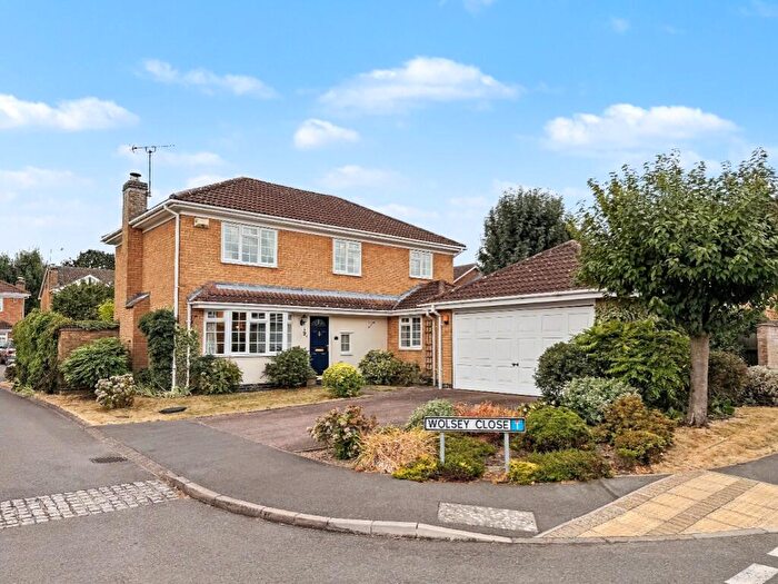 4 Bedroom Detached House For Sale In Wolsey Close, Crick, NN6
