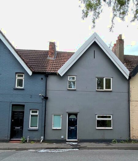3 Bedroom House To Rent In Feeder Road, Bristol, BS2