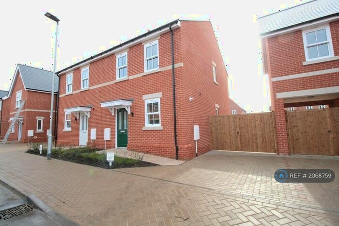 3 Bedroom Semi-Detached House To Rent In Sapphire Crescent, Colchester, CO4