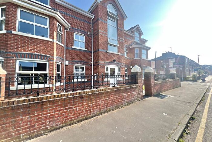 2 Bedroom Apartment To Rent In Whitechapel Street, Didsbury, M20