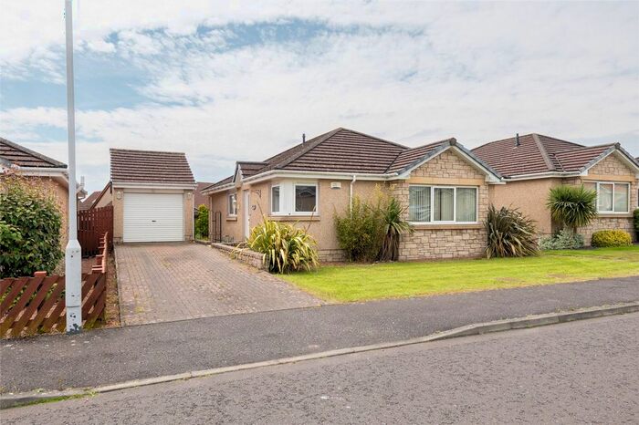 3 Bedroom Bungalow For Sale In Hutton Browne Grove, Kennoway, Leven, Fife, KY8