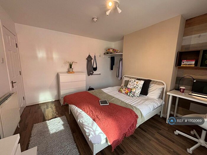 6 Bedroom Terraced House To Rent In Ramilies Road, Liverpool, L18