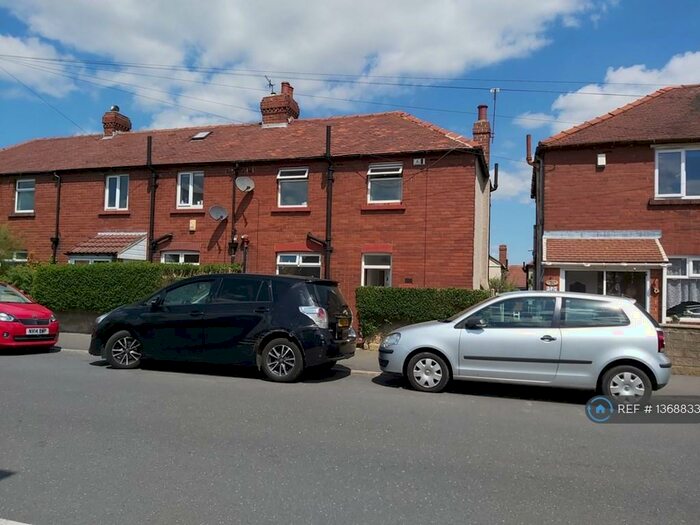 2 Bedroom End Of Terrace House To Rent In Stothard Road, Sheffield, S10