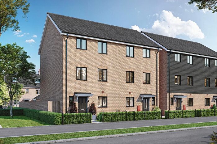 4 Bedroom Semi Detached House For Sale In Natures Way, Peterborough, PE7