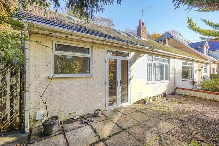 3 Bedroom Semi-Detached Bungalow To Rent In Boxley Road, Chatham, ME5