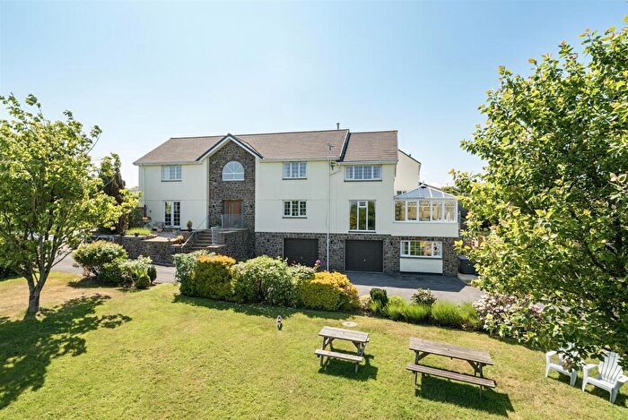 6 Bedroom Detached House For Sale In Church Lane, Frithelstockstone, Torrington, EX38