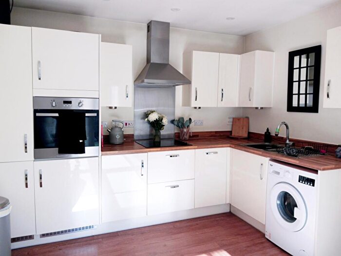 1 Bedroom Flat To Rent In The Old Brewery, Waterlooville, PO8