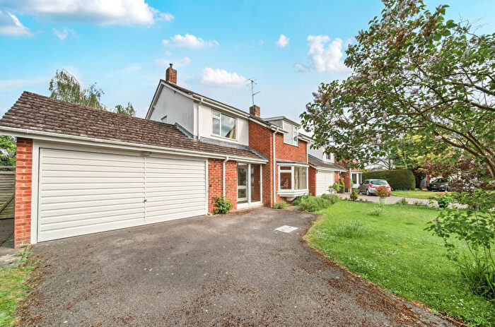 4 Bedroom Detached House For Sale In Abbots Court Drive, Twyning, Tewkesbury, GL20