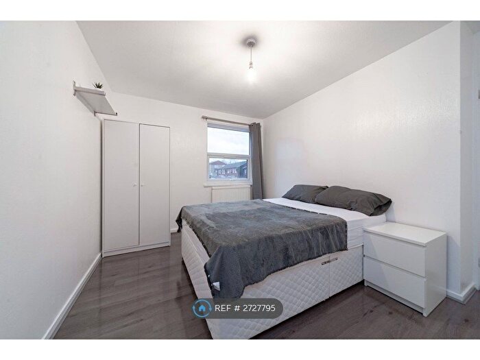 2 Bedroom Flat To Rent In Upland Road, London, SE22