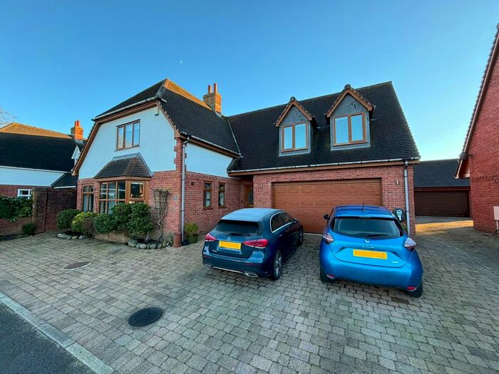4 Bedroom Detached House For Sale In Chapel Close, Pilling, PR3
