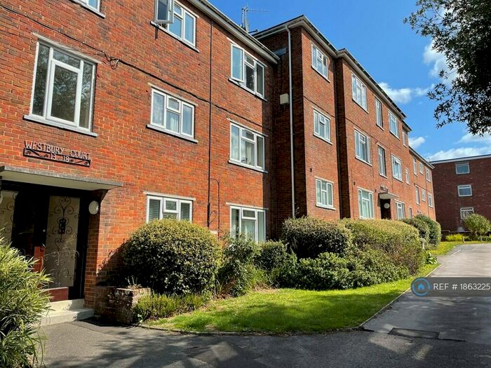 2 Bedroom Flat To Rent In Bournemouth Road, Poole, BH14