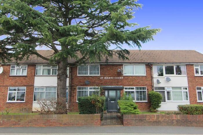 2 Bedroom Maisonette To Rent In Granville Road, London, N12