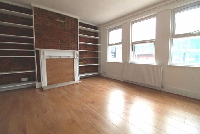 1 Bedroom Apartment To Rent In London Road, Hemel Hempstead, Hertfordshire, HP3