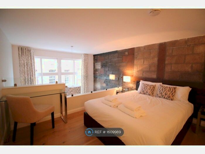 1 Bedroom Flat To Rent In Mcdonald Road, Edinburgh, EH7