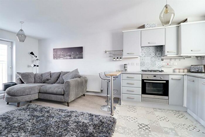 1 Bedroom Apartment For Sale In Husthwaite Road, Brough, HU15