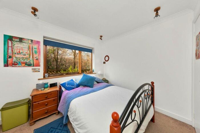 2 Bedroom Flat To Rent In Shipwright Road, Canada Water, London, SE16