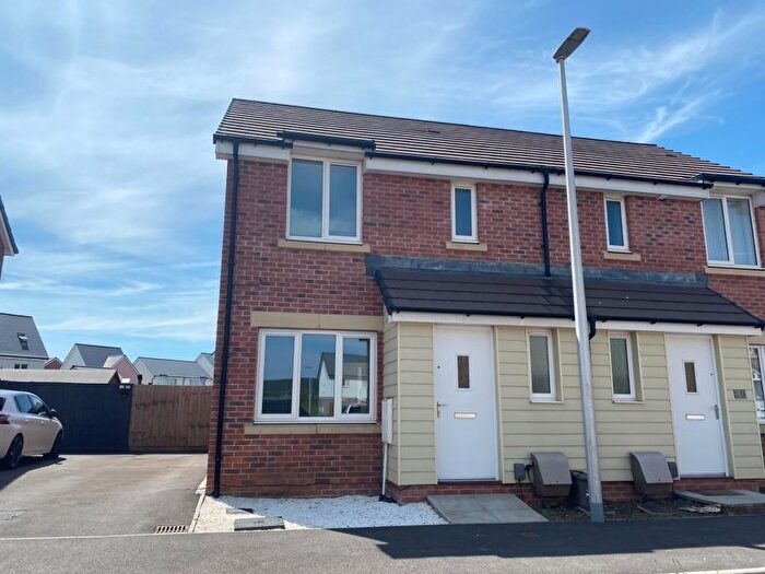 3 Bedroom Semi-Detached House To Rent In Mosquito End, Hayward Village, Weston-Super-Mare, BS24