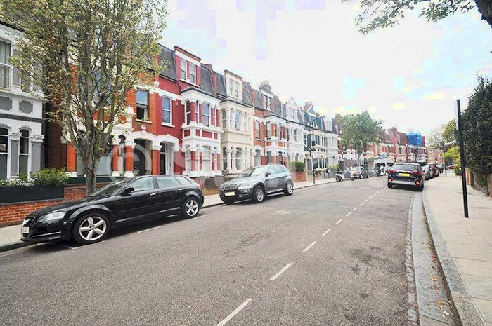 5 Bedroom Apartment To Rent In Carysfort Road, London, N16