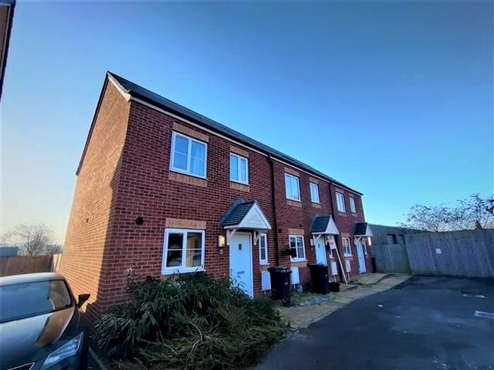 3 Bedroom Property To Rent In Bottle Kiln Rise, Brierley Hill, DY5