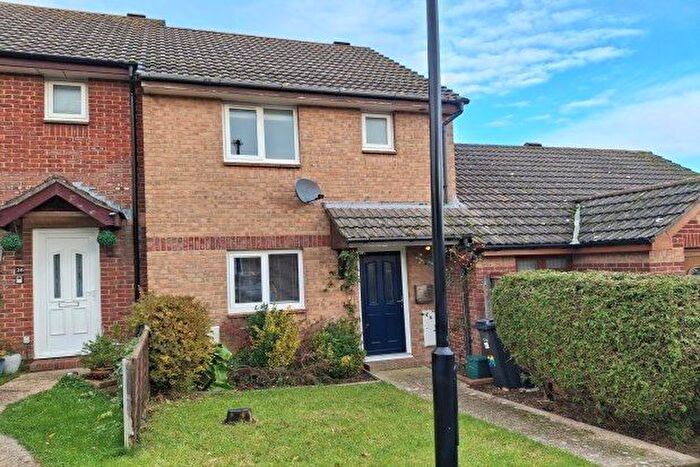 3 Bedroom Terraced House To Rent In Mary Rose Avenue, Ryde, PO33