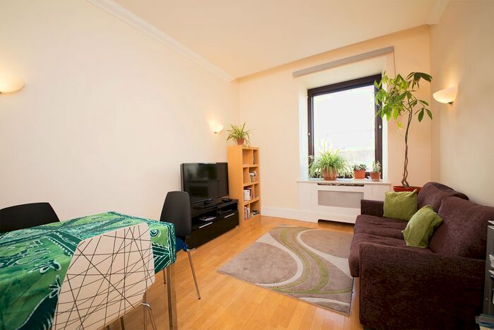 1 Bedroom Flat To Rent In Whitehouse Apartments, Belvedere Road, Southbank, London, SE1