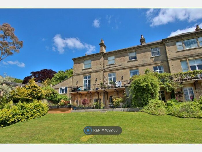 3 Bedroom Flat To Rent In Lansdown House, Bath, BA1