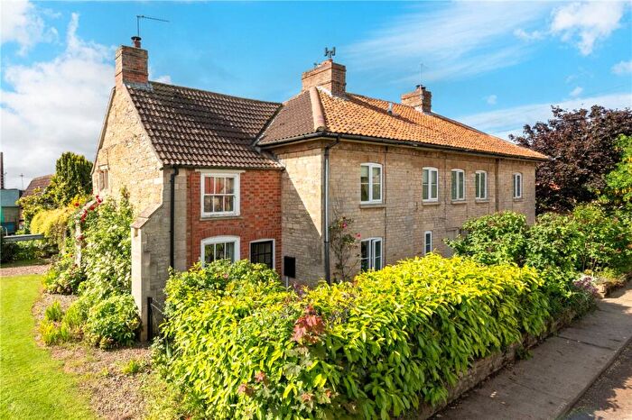 3 Bedroom End Of Terrace House For Sale In Walcot, Sleaford, Lincolnshire, NG34