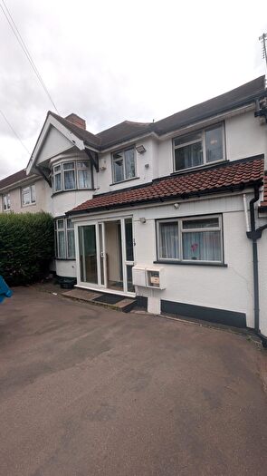 3 Bedroom Apartment To Rent In Highgate Road, Dudley, DY2