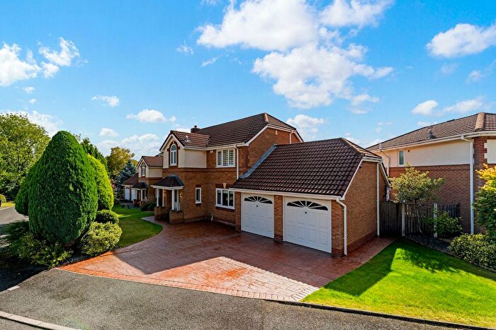 4 Bedroom Detached House For Sale In Turton Heights, Bolton, BL2