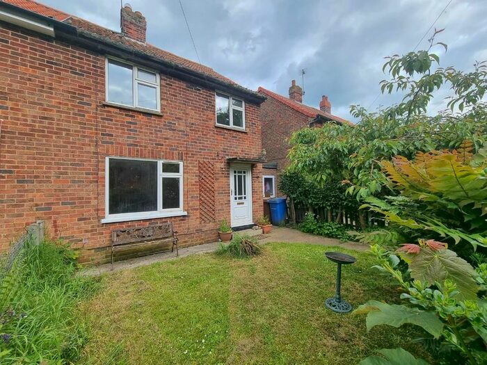 2 Bedroom Semi-Detached House For Sale In Queens Mead, Lund, Driffield, YO25