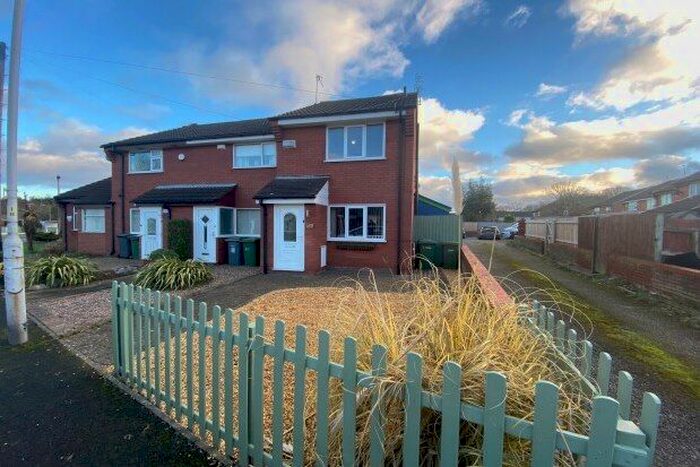 2 Bedroom Property To Rent In Norwich Drive, Wirral, CH49