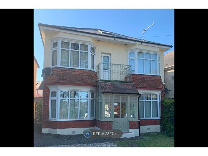 6 Bedroom Detached House To Rent In Heron Court Road, Bournemouth, BH9