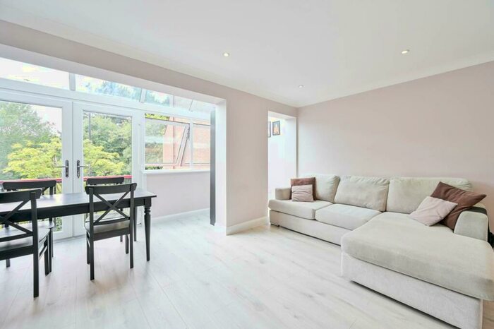 4 Bedroom Flat To Rent In Bywater Place, Rotherhithe, London, SE16