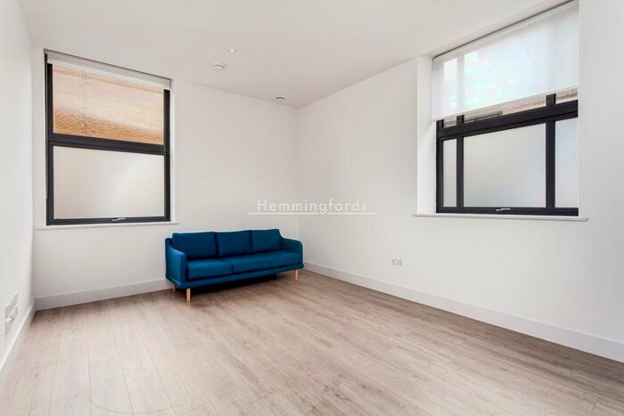 1 Bedroom Apartment To Rent In Cambridge House, Mayes Road, Wood Green, N22