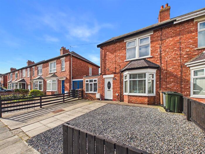 3 Bedroom Semi-Detached House For Sale In Tarset Road, South Wellfield, Whitley Bay, NE25