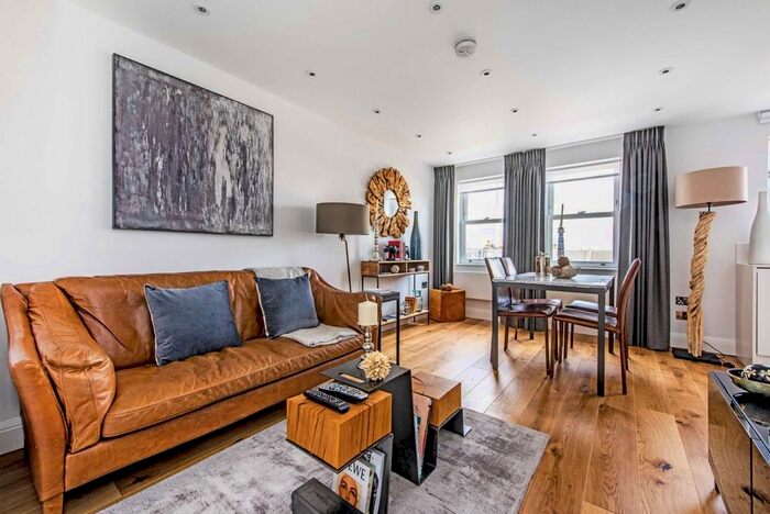 1 Bedroom Flat To Rent In Bloomsbury Place, London, SW18