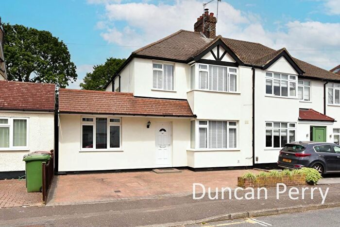 4 Bedroom Semi-detached House For Sale In Cotton Road, Potters Bar, EN6