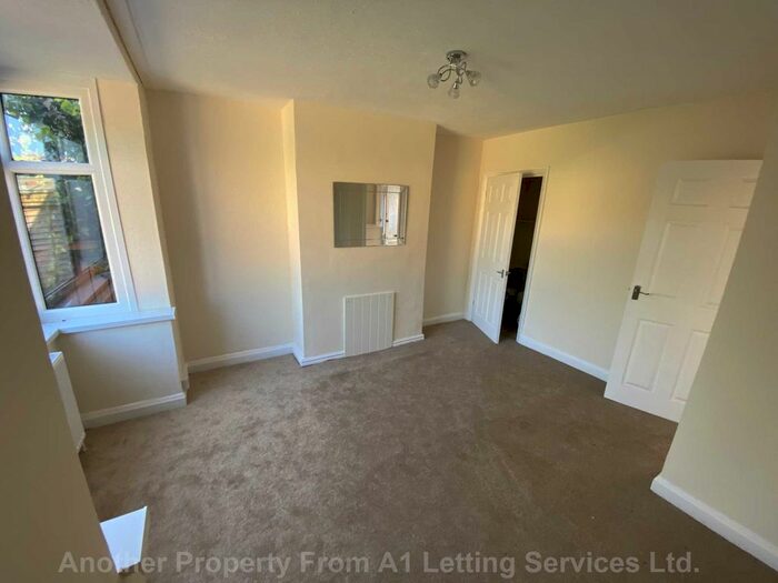 2 Bedroom Semi-Detached House To Rent In Plymouth Road, Stirchely, B30