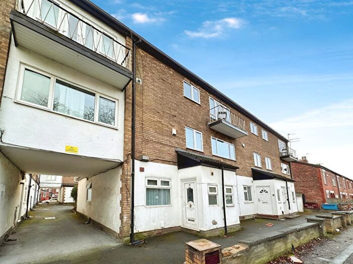 1 Bedroom Flat To Rent In Wilmslow Road, Manchester, Greater Manchester, M14